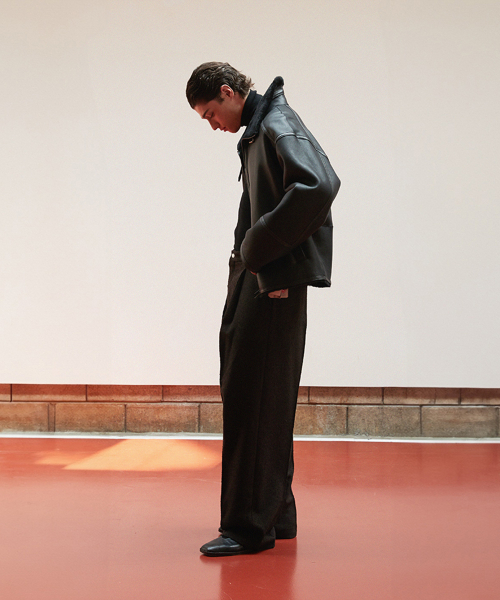 VERDEMAR(ベルデマール)の「Shearling Buckle Jacket_Black(ムートンコート・メンズ・その他・SMALL/MEDIUM/LARGE)」の5枚目の写真
