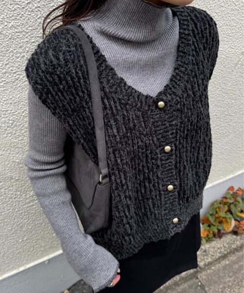 ポコポコ金ボタンニットベスト（ベスト）｜CIAOPANIC TYPY（チャオ