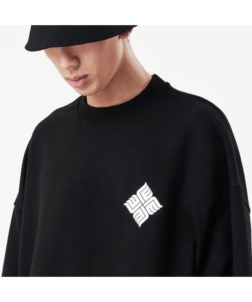 EIGHTVOLUME(エイトボリューム)の「EVナックルブレードオーバーサイズスウェット(スウェット・メンズ・その他・ONESIZE)」の3枚目の写真