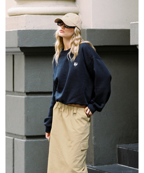 SURFEA（サーフィー）の「ALL-DAY CLASSIC SWEATSHIRT_NAVY（スウェット・レディース・その他・SMALL/LARGE）」の2枚目の写真