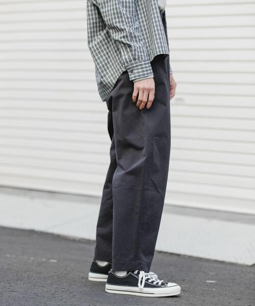 FORK&SPOON（フォークアンドスプーン）の「FORK&SPOON　コットンツイルカーブパンツ（その他パンツ・レディース・ブラック/アイボリー/ベージュ・2/1）」の12枚目の写真