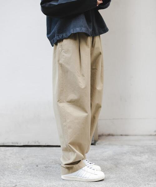 FORK&SPOON（フォークアンドスプーン）の「FORK&SPOON　コットンツイルカーブパンツ（その他パンツ・レディース・ブラック/アイボリー/ベージュ・2/1）」の22枚目の写真