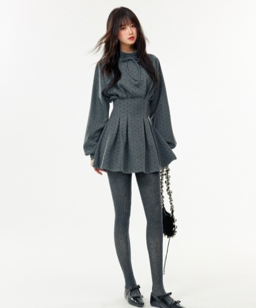 gossip!ロサンゼルス(ゴシップロサンゼルス)の「【Y2Kガーリー】レトロドット柄ワンピース(ミニ丈)(ワンピース・レディース・グレー・M)」の2枚目の写真