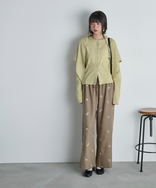 THE YOn（ザヨン）の「エンブロイダリーフローラルシャツイージーパンツ（その他パンツ・レディース・チャコールグレー/ベージュ・FREE）」の20枚目の写真