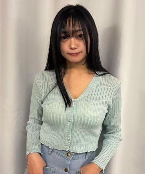 Lots of Love（ロッツオブラブ）の「【2026SS】Vネックショートカーディガン（Tシャツ/カットソー・レディース・ブラック/ブルー/ホワイト・FREE）」の14枚目の写真