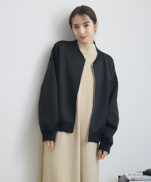 RU.TI.LE（ルチル）の「【RU.TI.LE】ダンボールニットブルゾン（ブルゾン・レディース・ブラック/アイボリー/グレイッシュベージュ・MEDIUM）」の16枚目の写真