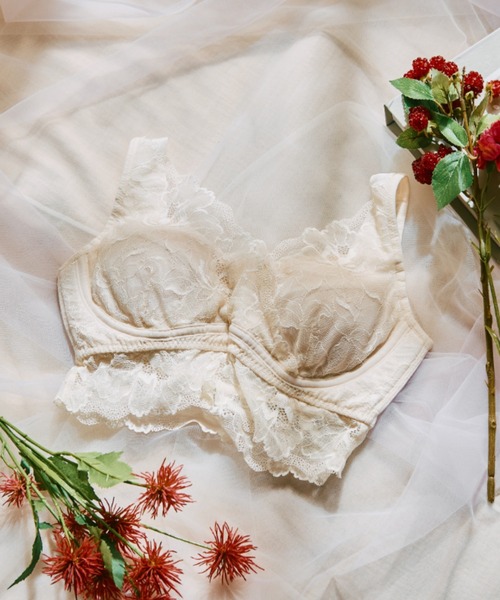 northerly（ノーザリー）の「毎日らくちん、楽しくバストケアもちもちナイトブラ【ナイト＆ディブラ】フロントホック無し（ナイトブラ・レディース・ホワイト/バーガンディー・MEDIUM/X-LARGE/LARGE）」の2枚目の写真