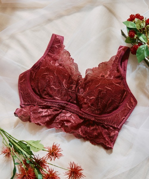 northerly（ノーザリー）の「毎日らくちん、楽しくバストケアもちもちナイトブラ【ナイト＆ディブラ】フロントホック無し（ナイトブラ・レディース・ホワイト/バーガンディー・MEDIUM/X-LARGE/LARGE）」の5枚目の写真