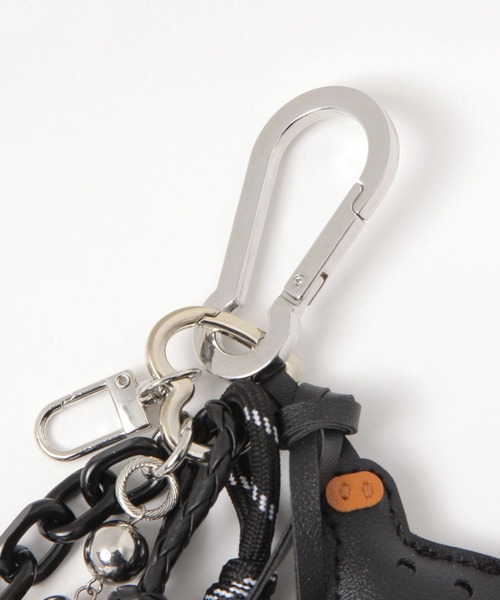 LAKOLE（ラコレ）の「ベアバッグチャーム / 634154（キーホルダー・レディース・ブラウン/ブラック・FREE）」の4枚目の写真