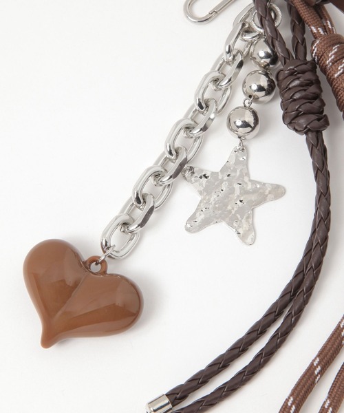 LAKOLE（ラコレ）の「ベアバッグチャーム / 634154（キーホルダー・レディース・ブラウン/ブラック・FREE）」の8枚目の写真