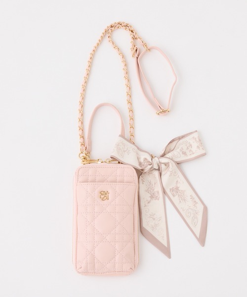 one after another NICE CLAUP（ワンアフターアナザーナイスクラップ）の「キルティングスマホショルダーバッグ（ショルダーバッグ・レディース・アイボリー/ブラック/サックスブルー/ピンク・FREE）」の4枚目の写真