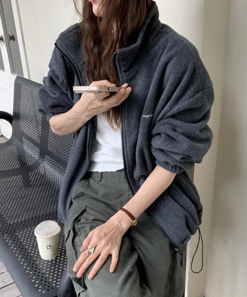 CHUN CHUN NOTES(チュンチュンノーツ)の「26SS/ワンポイント刺繍 フリースジップブルゾン(ブルゾン・レディース・ライトグレー/ダークグレー/ネイビー・F)」の13枚目の写真