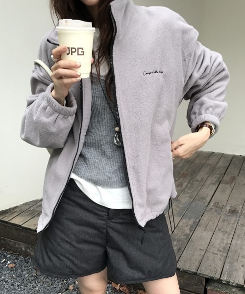 CHUN CHUN NOTES(チュンチュンノーツ)の「26SS/ワンポイント刺繍 フリースジップブルゾン(ブルゾン・レディース・ライトグレー/ダークグレー/ネイビー・F)」の21枚目の写真