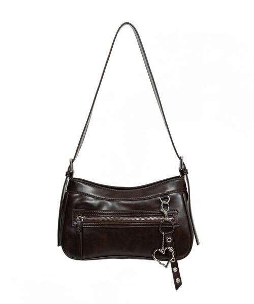 WEGO(ウィゴー)の「WEGO/チャーム付きハトメベルトバッグ(ショルダーバッグ・レディース・ピンク/ブラック/ブラウン・FREE)」の15枚目の写真