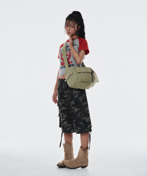 AMESWORLDWIDE(アメスワールドワイド)の「DENIM DUFFLE BAG KHAKI(メッセンジャーバッグ・レディース・その他・FREE)」の11枚目の写真