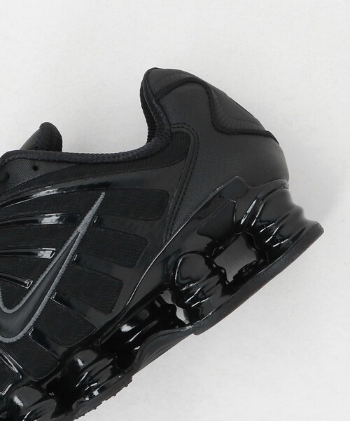 NIKE(ナイキ)の「<NIKE>ショックス TL(スニーカー・メンズ・ブラック・25.5cm/26.5cm/28cm/27cm/28.5cm/27.5cm/29cm/26cm)」の5枚目の写真