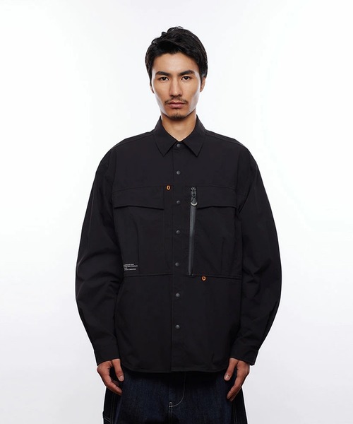Liberaiders(リベレイダース)の「Liberaiders/リベレイダース 4WAY STRETCH SHIRT 4WAYストレッチ生地 ユーティリティシャツ 2026年 夏 夏服(シャツ/ブラウス・メンズ・ブラック・L)」の1枚目の写真