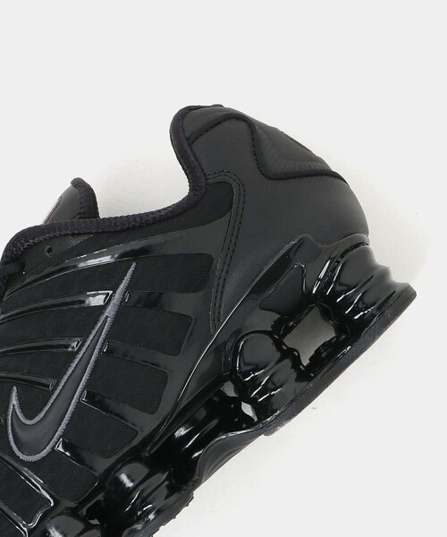 NIKE(ナイキ)の「<NIKE>ショックス TL スニーカー(スニーカー・メンズ・ブラック・26.5cm/27cm/28cm/27.5cm/28.5cm/26cm)」の9枚目の写真