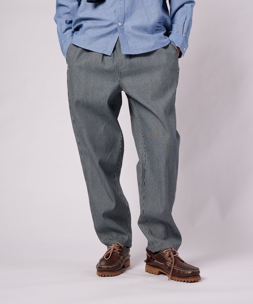 Arnold Palmer（アーノルドパーマー）の「デニムライク ワンサイズパンツ（デニムパンツ・レディース・ブルーグレー/ブルー/ネイビー・F）」の3枚目の写真