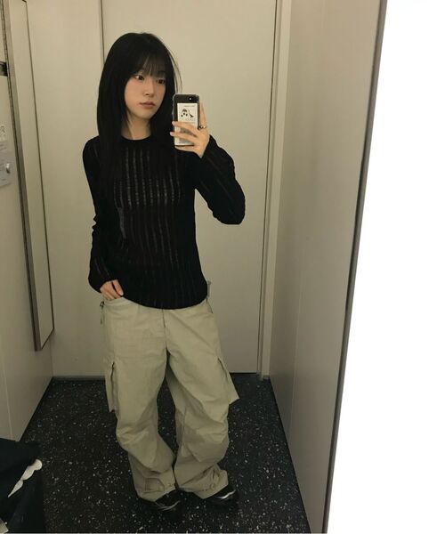 MUSINSA STANDARD WOMAN（ムシンサスタンダードウーマン）の「ウィメンズフラットヤーンバーティカルクロシェクルーネックニット[ブラック]（ニット/セーター・レディース・その他・SMALL/MEDIUM/LARGE/X-SMALL）」の11枚目の写真