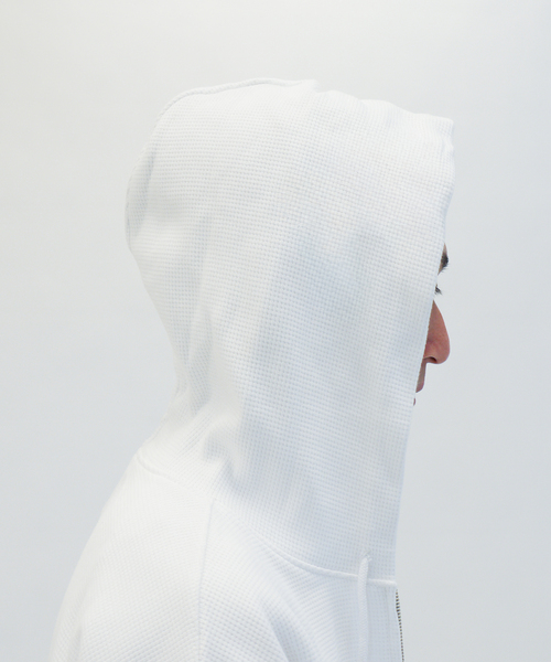 WISM(ウィズム)の「WISM ORIGINAL PRODUCT Waffle Hoodie(パーカー・メンズ・ホワイト/ブラック・MEDIUM/LARGE)」の20枚目の写真