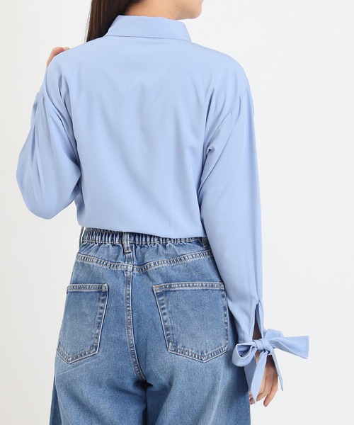ASTORIA ODIER（アストリアオディール）の「袖リボンシャツ（シャツ/ブラウス・レディース・ホワイト/ブルー・MEDIUM）」の9枚目の写真