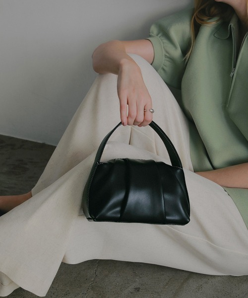 MANOF(マノフ)の「LUMEN FANTINE BAG(ハンドバッグ・レディース・イエロー/ライトグレー/ブラック・F)」の3枚目の写真