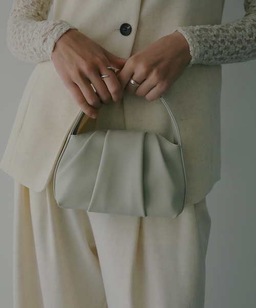 MANOF(マノフ)の「LUMEN FANTINE BAG(ハンドバッグ・レディース・イエロー/ライトグレー/ブラック・F)」の5枚目の写真