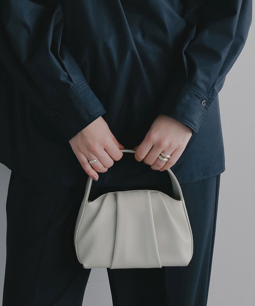 MANOF(マノフ)の「LUMEN FANTINE BAG(ハンドバッグ・レディース・イエロー/ライトグレー/ブラック・F)」の9枚目の写真