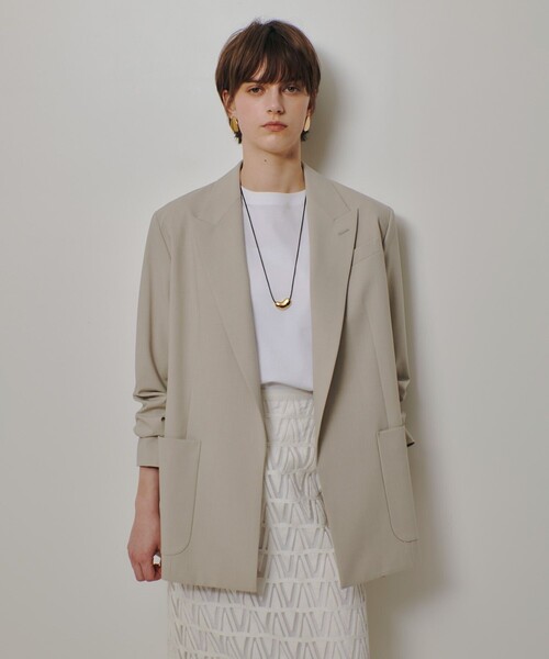 allureville(アルアバイル)の「【WEB・ルミネ別注】ボタンレスジャケット(テーラードジャケット・レディース・グレイッシュベージュ・2/1)」の1枚目の写真