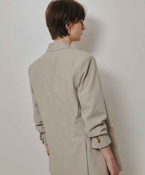 allureville(アルアバイル)の「【WEB・ルミネ別注】ボタンレスジャケット(テーラードジャケット・レディース・グレイッシュベージュ・2/1)」の5枚目の写真