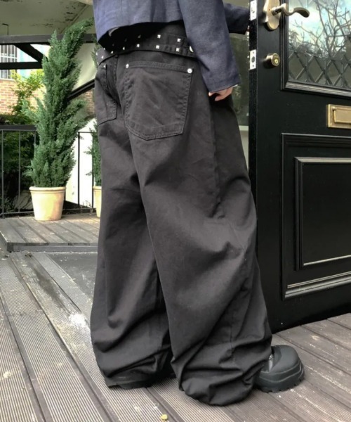 おしゃれスタ(オシャレスタ)の「ウエストベルトデザイン ワイドパンツ(その他パンツ・レディース・ホワイト/ブラック・S/M/L)」の7枚目の写真