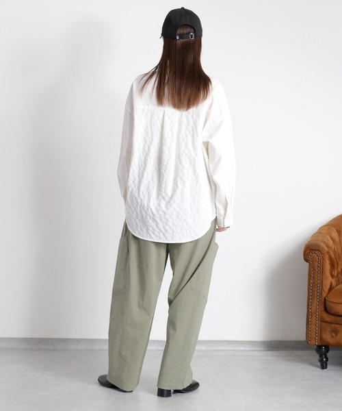 cepo（セポ）の「イージーカーゴバルーンパンツ（カーゴパンツ・レディース・オリーブ/ブラック・M/S）」の4枚目の写真