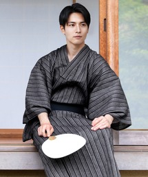 KYOETSU（キョウエツ）の「メンズ しじら浴衣 6点セット ( 浴衣 + 帯 + 下駄 + 腰紐 + 信玄袋 + 扇子 )（浴衣）」