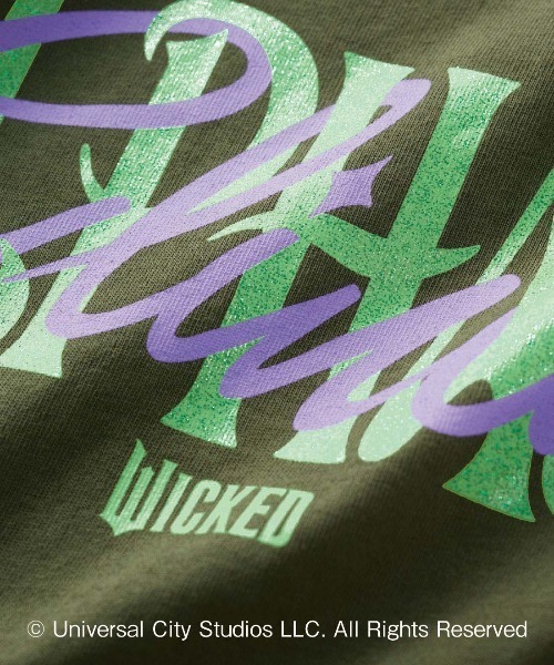 THREE FIFTY STANDARD(スリーフィフティースタンダード)の「THREE FIFTY STANDARD 【WICKED】 二人が重なるロゴプリントTシャツ〈グリーン〉(Tシャツ/カットソー・レディース・グリーン系その他・M/L/LL/3L)」の12枚目の写真
