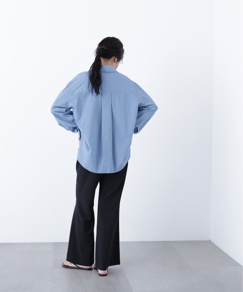 N.（N. Natural Beauty Basic）（エヌエヌナチュラルビューティーベーシック）の「デニムライクシャツ（シャツ/ブラウス・レディース・ブルー/ブルー系その他・ﾌﾘ-）」の9枚目の写真