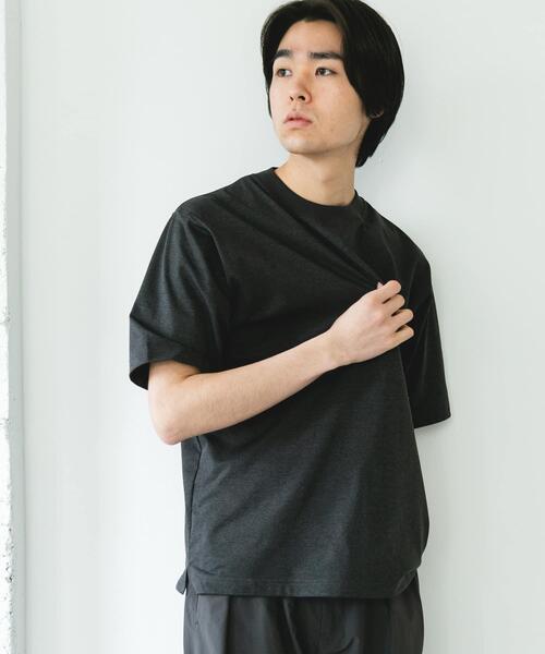 URBAN RESEARCH DOORS(アーバンリサーチドアーズ)の「『吸水速乾/接触冷感/イージーケア』クイックドライ ショートスリーブTシャツ(Tシャツ/カットソー・メンズ・ネイビー/ホワイト系その他/ホワイト/グリーン系その他/ブラック/ブラック系その他/チャコールグレー・LARGE/MEDIUM/SMALL/X-LARGE)」の9枚目の写真