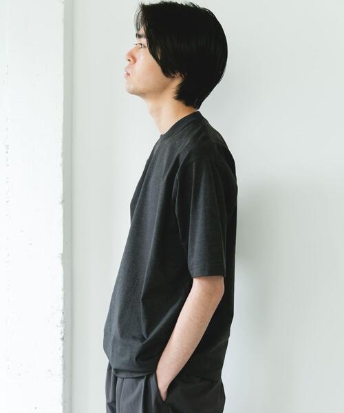 URBAN RESEARCH DOORS(アーバンリサーチドアーズ)の「『吸水速乾/接触冷感/イージーケア』クイックドライ ショートスリーブTシャツ(Tシャツ/カットソー・メンズ・ネイビー/ホワイト系その他/ホワイト/グリーン系その他/ブラック/ブラック系その他/チャコールグレー・LARGE/MEDIUM/SMALL/X-LARGE)」の12枚目の写真