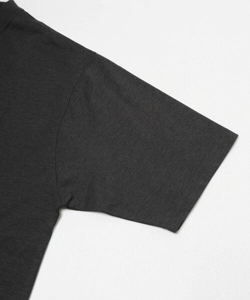 URBAN RESEARCH DOORS(アーバンリサーチドアーズ)の「『吸水速乾/接触冷感/イージーケア』クイックドライ ショートスリーブTシャツ(Tシャツ/カットソー・メンズ・ネイビー/ホワイト系その他/ホワイト/グリーン系その他/ブラック/ブラック系その他/チャコールグレー・LARGE/MEDIUM/SMALL/X-LARGE)」の17枚目の写真