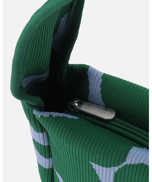 marimekko(マリメッコ)の「Unikko / Knitted Shoulderbag(ショルダーバッグ・レディース・モスグリーン・FREE)」の7枚目の写真