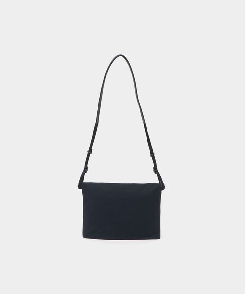BEAUTY&YOUTH UNITED ARROWS(ビューティーアンドユースユナイテッドアローズ)の「<BLANKOF>サコッシュ バッグ 12(ショルダーバッグ・メンズ・ネイビー・FREE)」の5枚目の写真