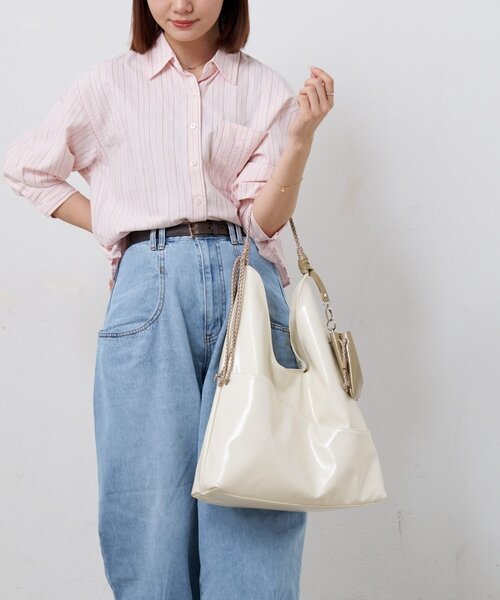 BIRTHDAY BAR（バースデイバー）の「【インフルエンサー ririka企画】フェイクレザーパラトライアングルバッグ（トートバッグ・レディース・アイボリー/ブルー系その他・0）」の19枚目の写真