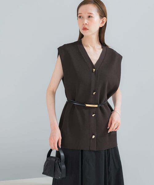 URBAN RESEARCH ROSSO WOMEN(アーバンリサーチ ロッソ)の「ショルダータックニットベスト(ベスト・レディース・アイボリー/ダークブラウン・FREE)」の16枚目の写真