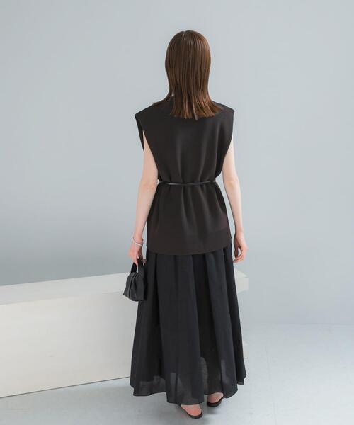 URBAN RESEARCH ROSSO WOMEN(アーバンリサーチ ロッソ)の「ショルダータックニットベスト(ベスト・レディース・アイボリー/ダークブラウン・FREE)」の21枚目の写真