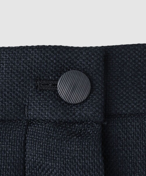 ANAYI(アナイ)の「バスケットサイドタックスカート〈セットアップ対応商品〉(スカート・レディース・ベージュ/ホワイト/ネイビー・38/36)」の15枚目の写真