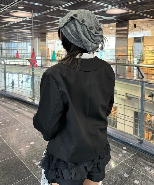 Never mind the XU / Chikashitsu+(ネバーマインド ザ エックスユー / チカシツプラス)の「【nmtc+】round collar single cropped jacket / 【エヌエムティーシープラス】ラウンドカラーシングルクロップジャケット(テーラードジャケット・レディース・ブラック/グレー・ONE SIZE)」の17枚目の写真