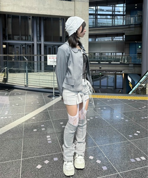 Never mind the XU / Chikashitsu+(ネバーマインド ザ エックスユー / チカシツプラス)の「【nmtc+】round collar single cropped jacket / 【エヌエムティーシープラス】ラウンドカラーシングルクロップジャケット(テーラードジャケット・レディース・ブラック/グレー・ONE SIZE)」の7枚目の写真