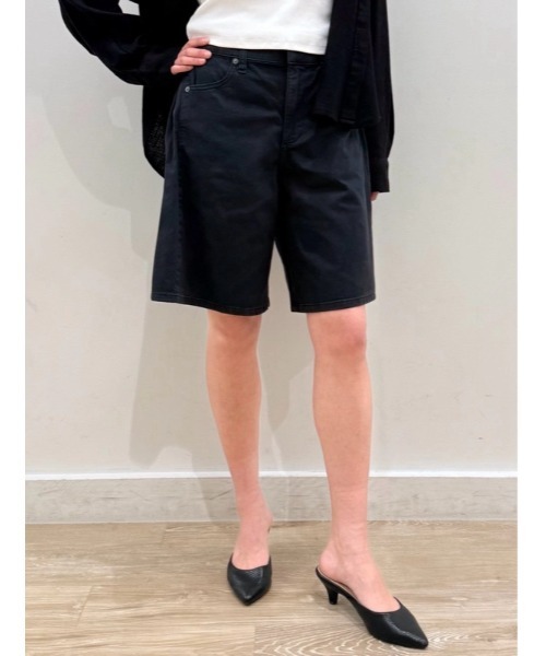 GAP（ギャップ）の「ミッドライズ ツイル サイドプリーツ トラウザーショートパンツ（その他パンツ・レディース・ブラック/ベージュ・000/10/8/6/4/2/0/00）」の16枚目の写真