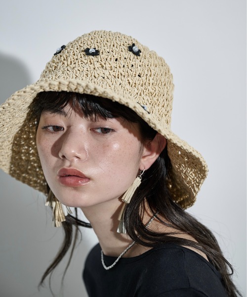 THE YOn(ザヨン)の「フラワーモチーフペーパーハット(ハット・レディース・ナチュラル・FREE)」の6枚目の写真