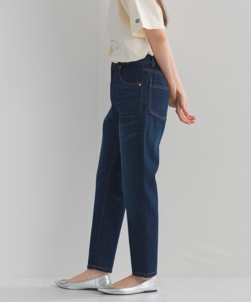 OMNES(オムネス)の「ヴィンテージライクボーイフレンドデニムパンツ(デニムパンツ・レディース・ライトブルー/ブルー/インディゴブルー・LARGE/MEDIUM)」の10枚目の写真